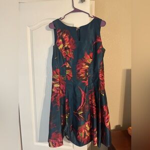 Floral dress in great condition only wore once for a wedding